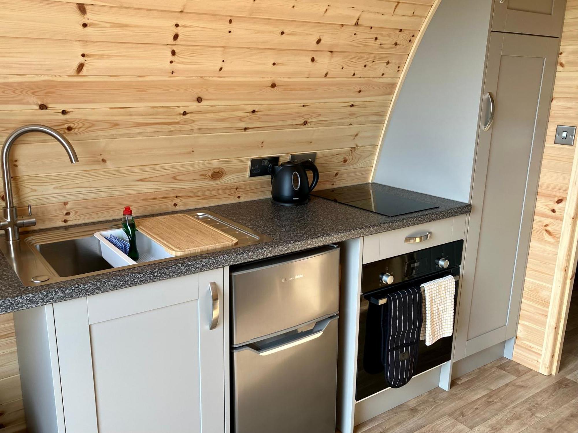 Waterpump Pod For 2 Adults With Ensuite In The Suffolk Countryside Badingham Esterno foto